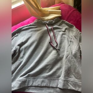 Tommy Hilfiger large long sleeve sweatshirt